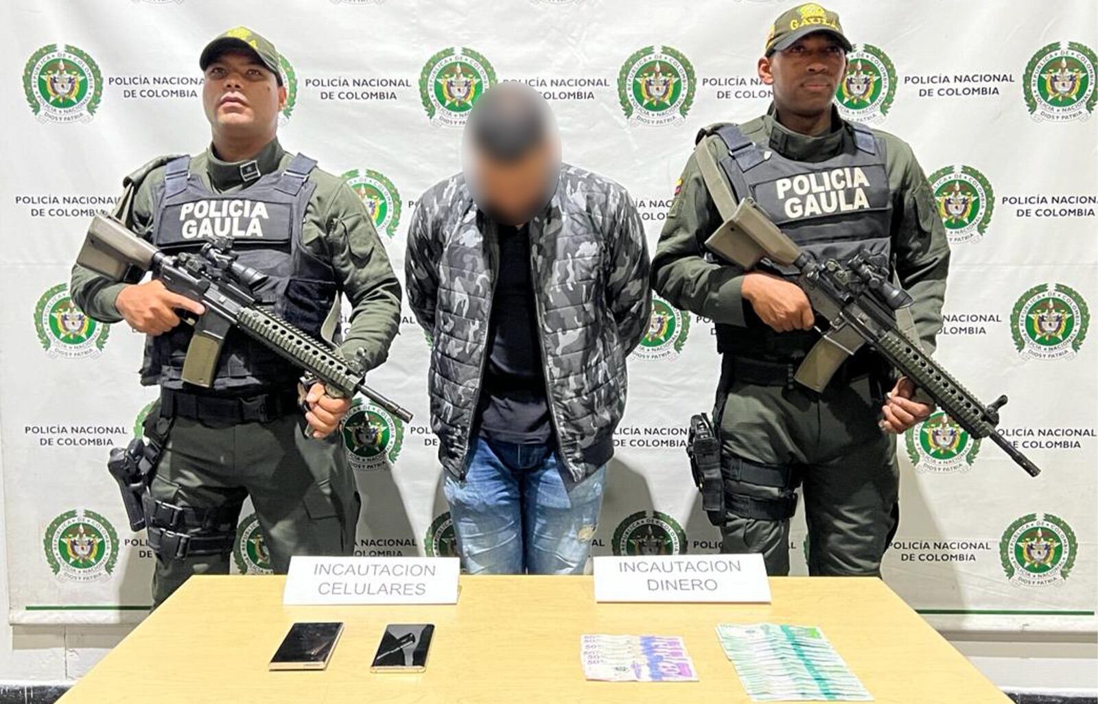 Capturado por extorsión y hacerse pasar por policía- foto policía Metropolitana