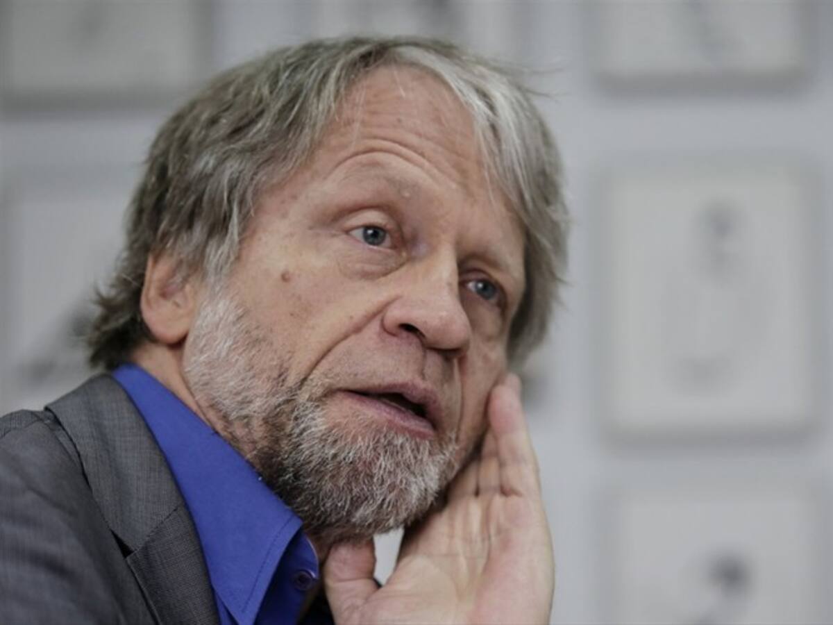 Demandé a Mockus por motivos judiciales y no políticos: Víctor Velásquez