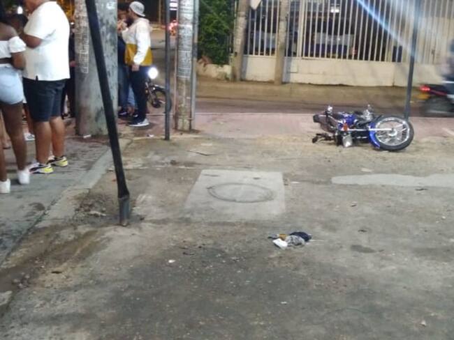 El siniestro se presentó entre un vehículo particular y una motocicleta a la altura del barrio Tacarigua