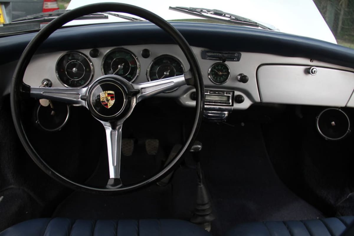 Se podrá observar aproximadamente 50 vehículos más prestigiosos de Colombia. 