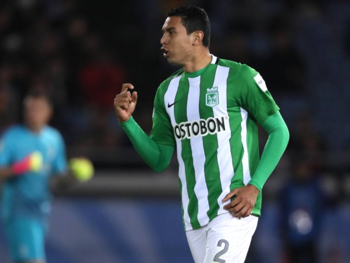 Daniel Bocanegra estará al menos mes y medio fuera de las canchas