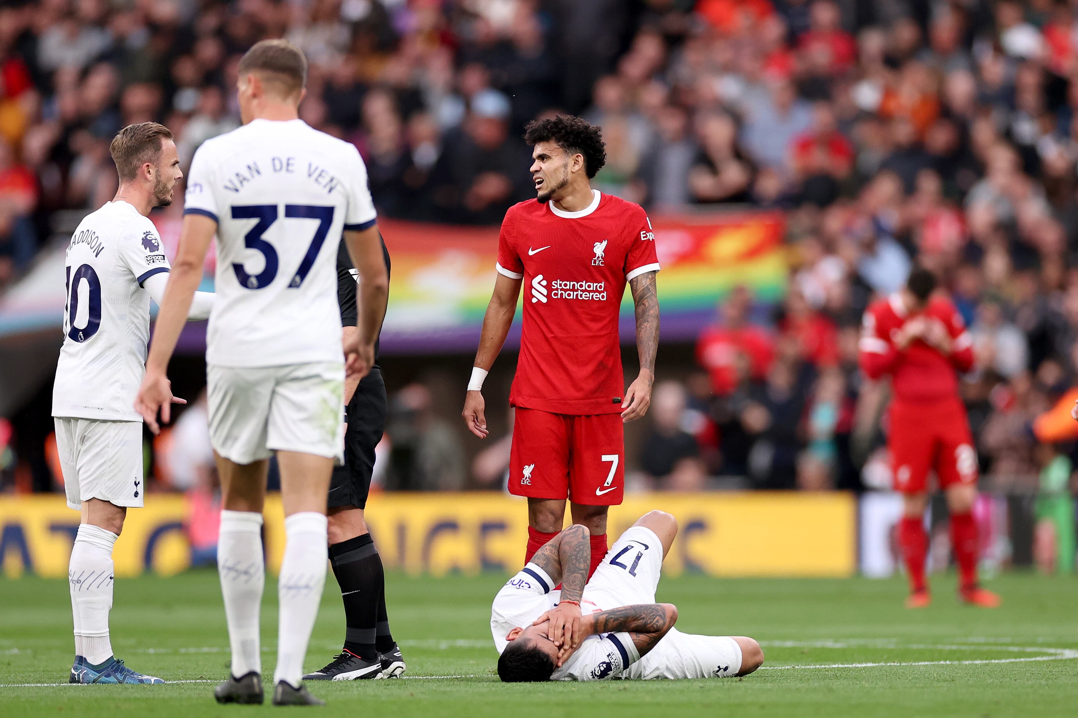 Luis Díaz en el duelo entre Liverpool y Tottenham Hotspur. (Photo by Ryan Pierse/Getty Images)