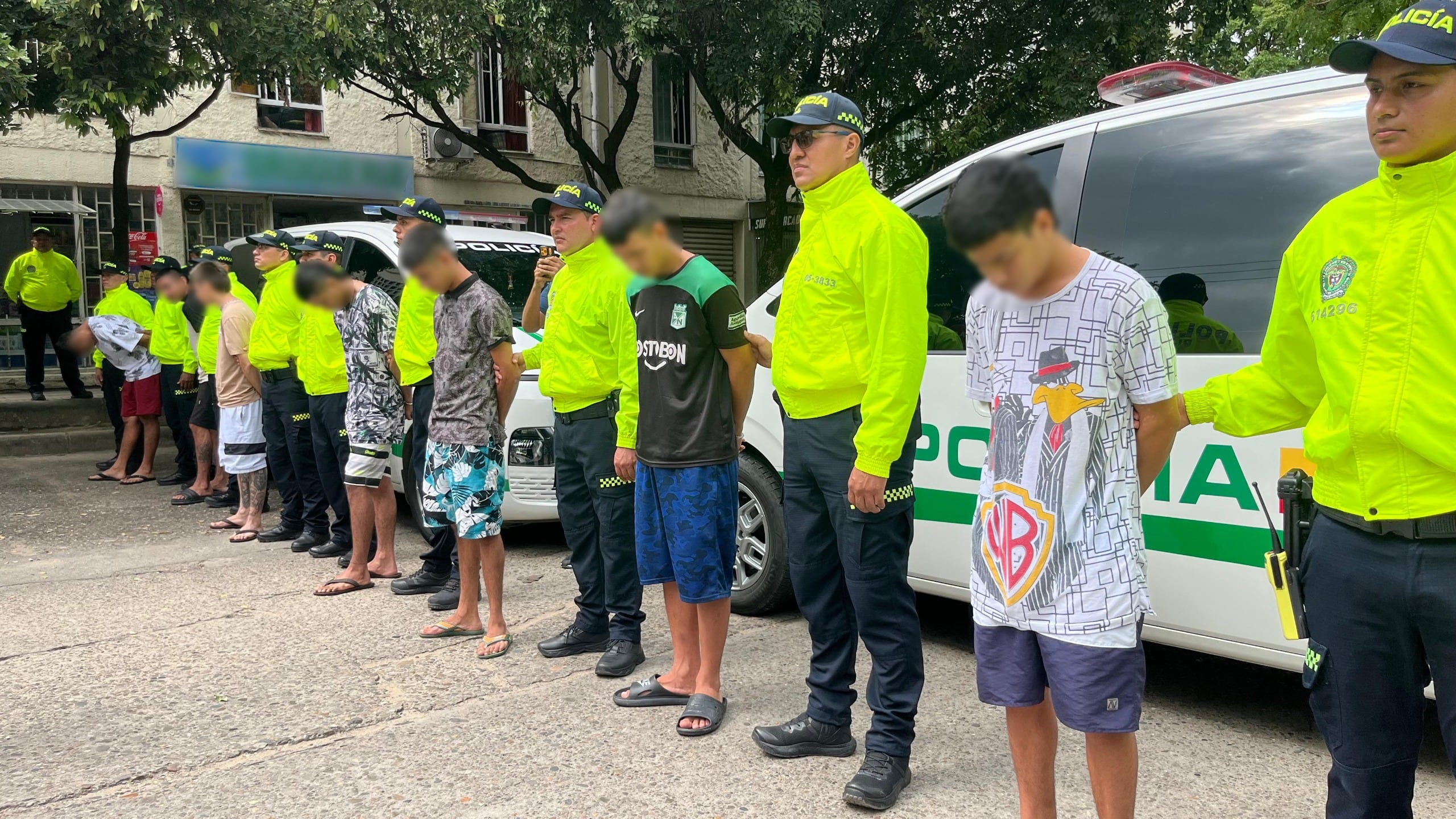 Operativos de la Policía Metropolitana de Neiva permitieron la captura de presuntos integrantes de las bandas “Los del Hueco” y “Los Socios”, dedicadas al hurto en diferentes comunas de la ciudad.