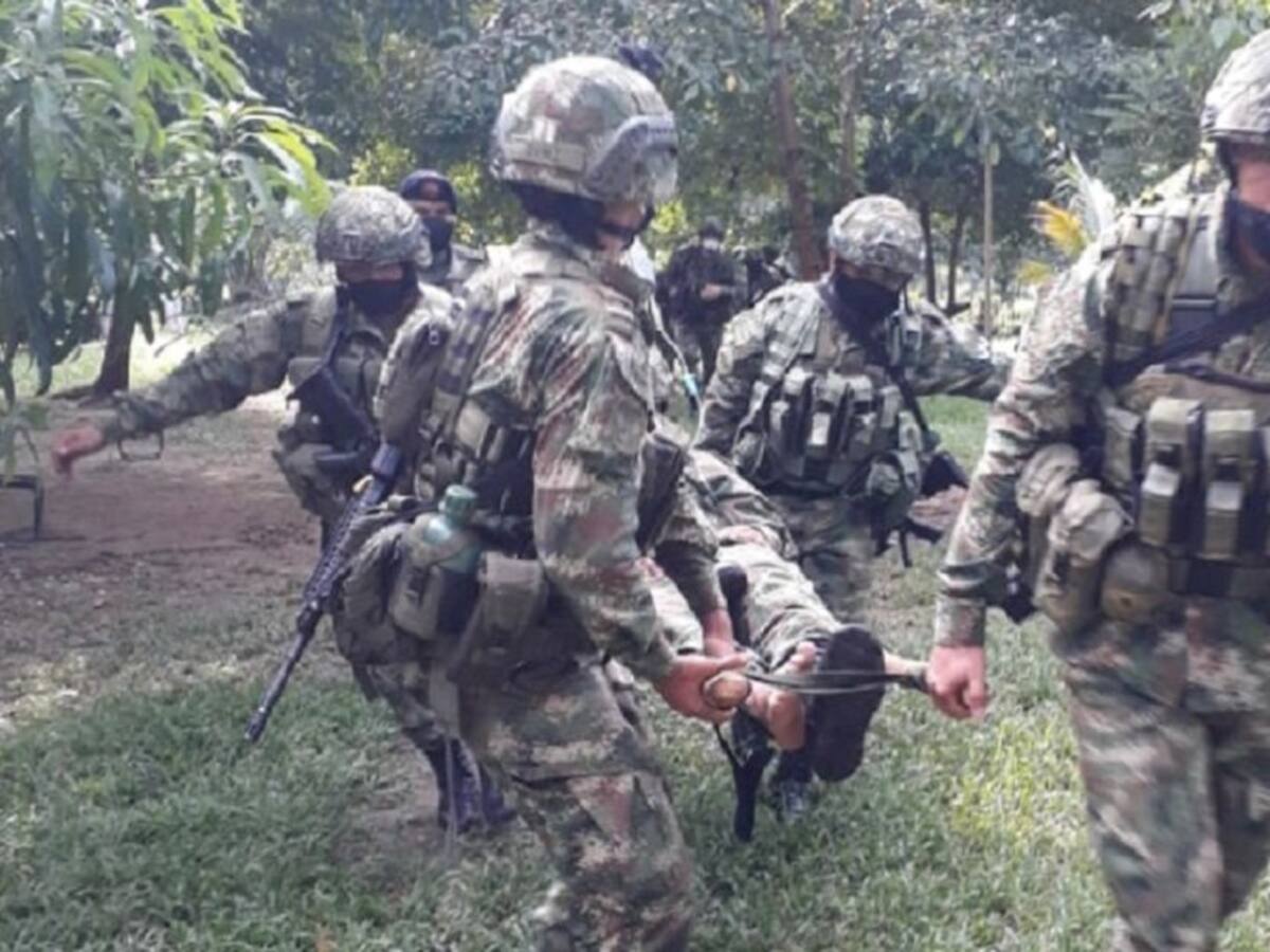 Atentado con explosivos en centro del Valle deja 4 militares heridos