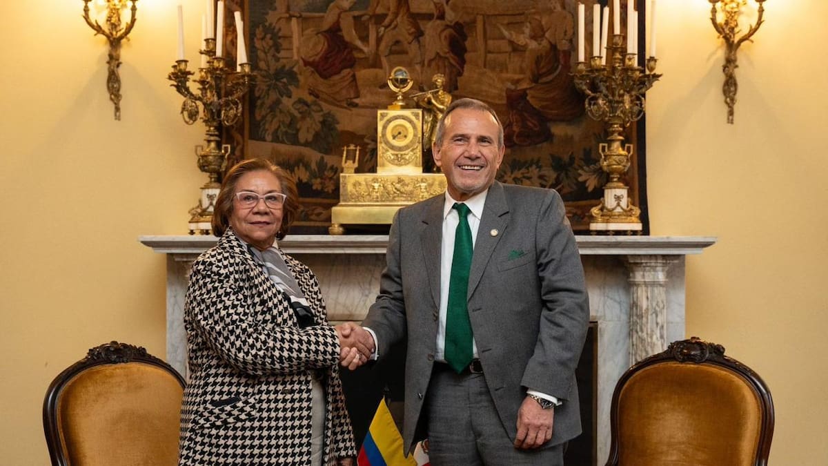 En medio de tensiones por Isla Santa Rosa, cancilleres de Colombia y Perú se reunieron en Bogotá