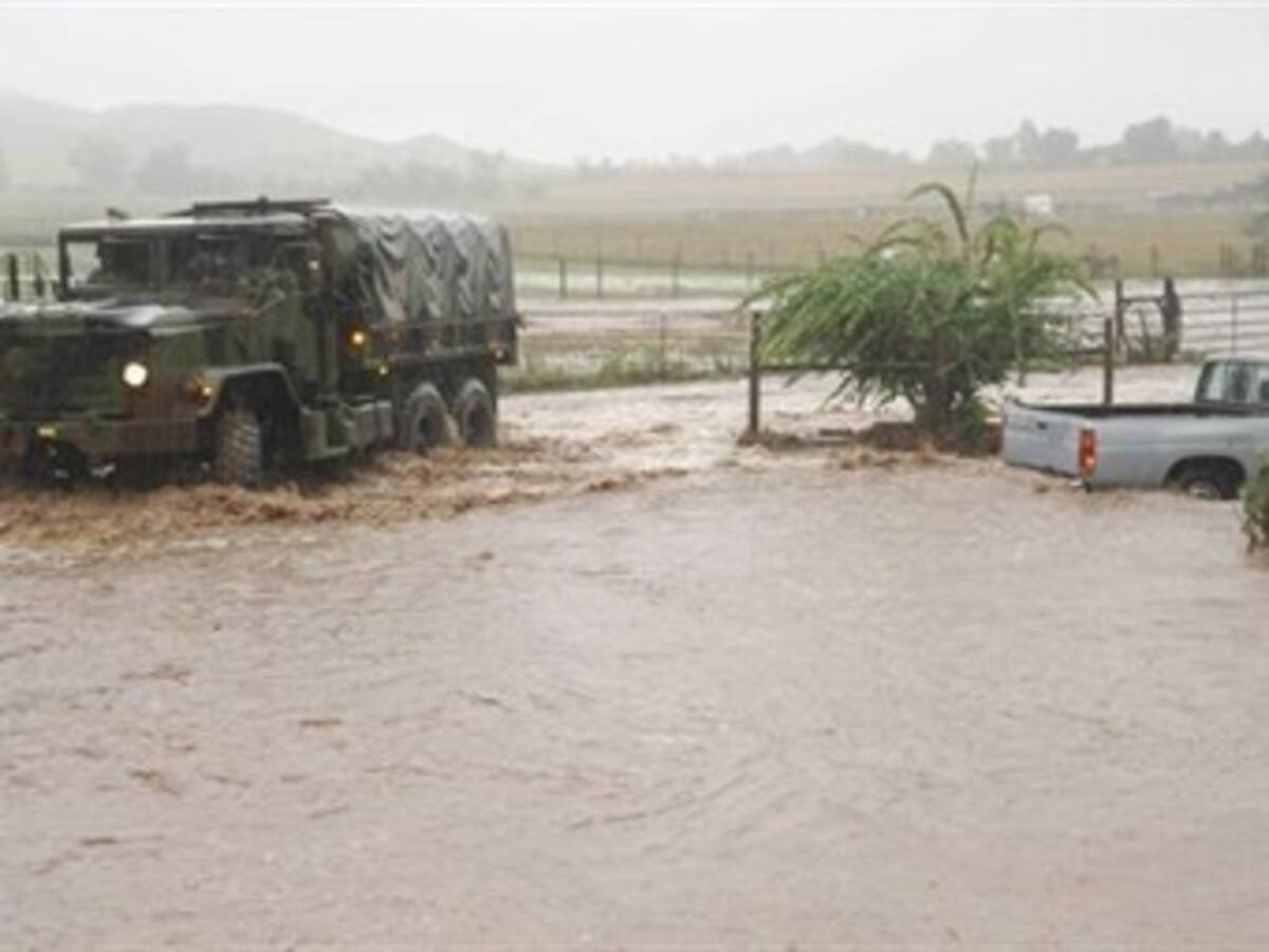 Cuatro muertos y centenares de desaparecidos por inundaciones en Colorado
