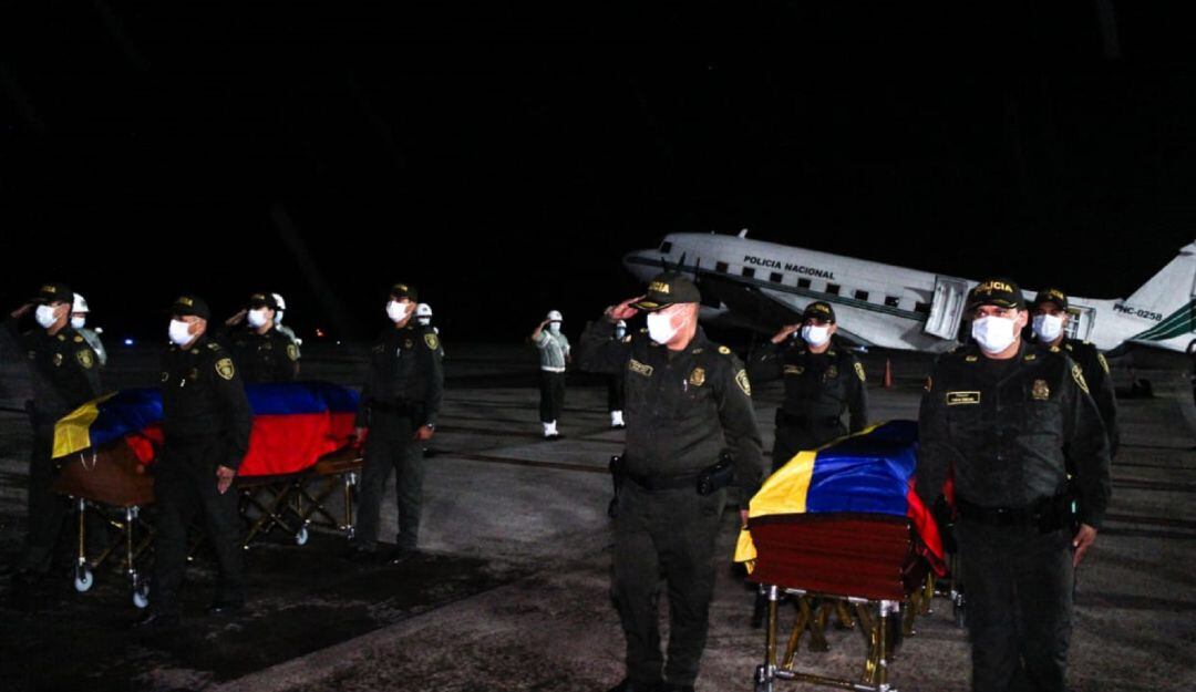 Aeropuerto Perales de Ibagué - Policías asesinados en el Cauca 
