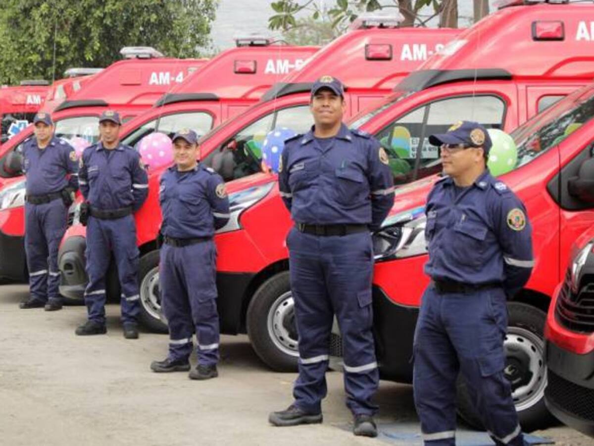 Bomberos de Bogotá viajaron a México para apoyar labores de rescate