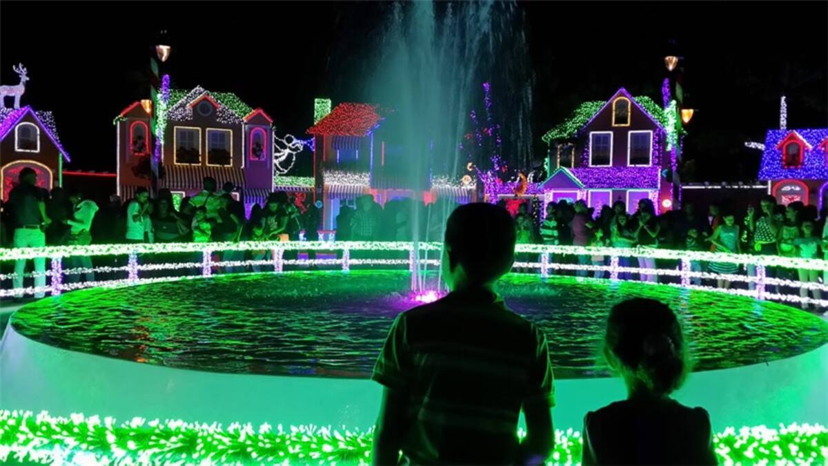 Nacimiento de arcilla, en Cuzco, Perú. La vestimenta que lucen es propia de la gente que procede de los Andes peruanos así como sus rasgos. Todo esto hace que este nacimiento sea algo muy bello y particular.  Otra imagen de Marco Antonio Alfaro Motta.