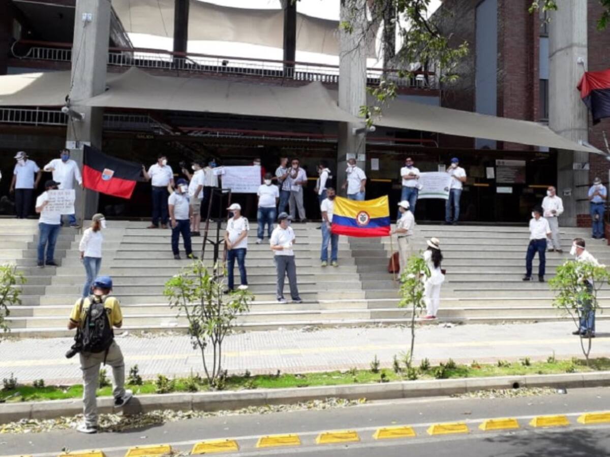Abogados programan nuevas manifestaciones por crisis en la justicia