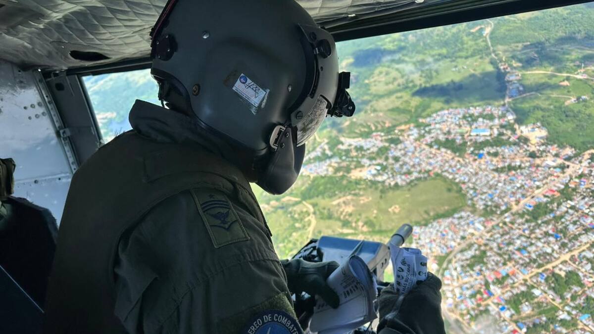 Desde el aire se invita a ciudadanos a denunciar actos delictivos en Bolívar
