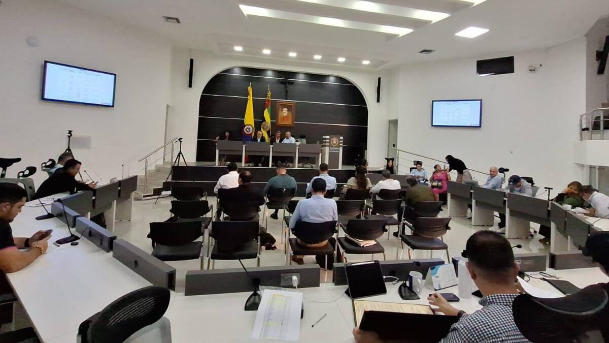 Asamblea dio facultades al Gobernador para endeudar el departamento en $330 mil millones