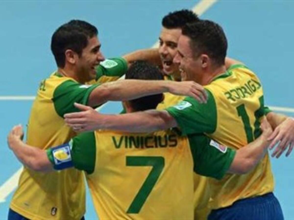 Brasil venció 2-0 a Colombia en amistoso de fútbol sala