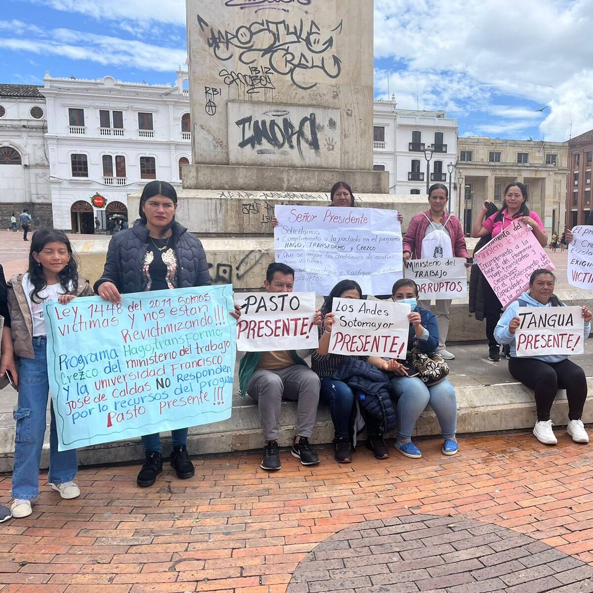 Víctimas del conflicto denuncian que fueron engañadas