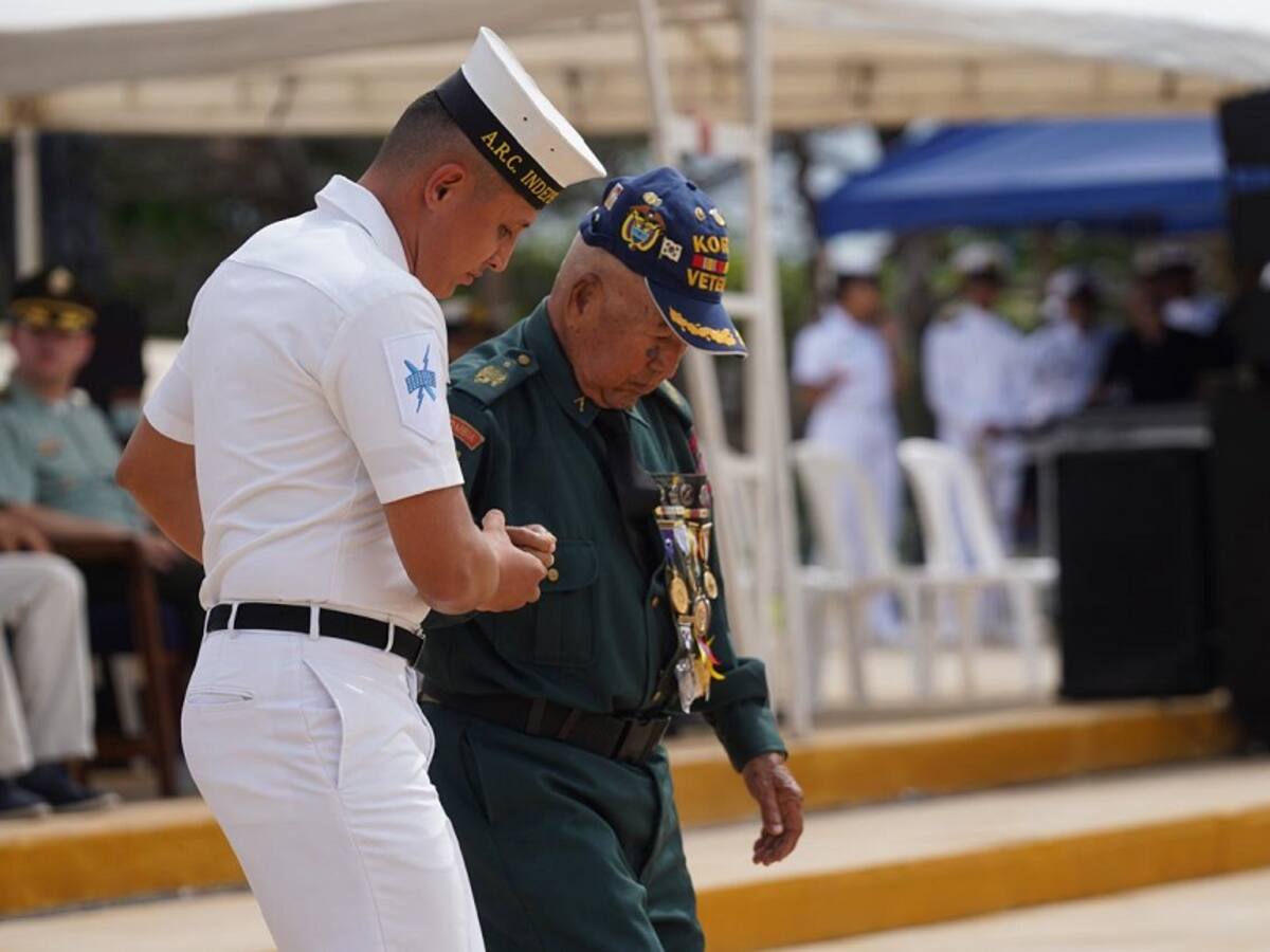 Autoridades conmemoraron el día del veterano de la fuerza pública en Cartagena