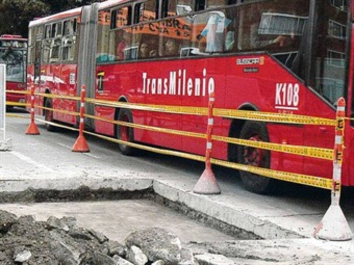 Investigan juez que dictó nulidad a directivos de Asocreto por losas de Transmilenio