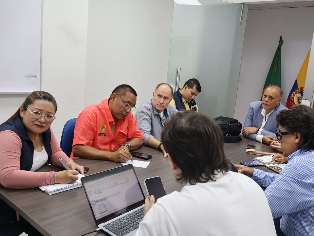 Mesa de crisis en Pereira deja compromisos de pago de la Nueva EPS para evitar colapso en hospitales