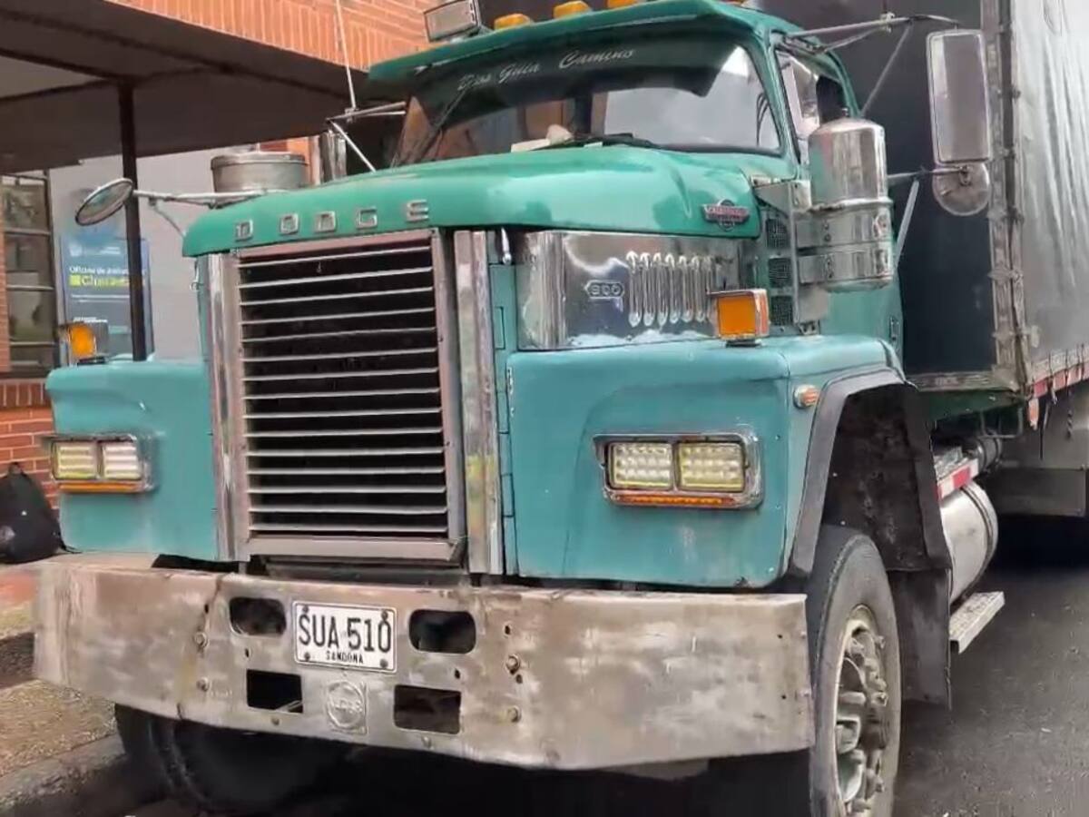 Fue recuperado un camión hurtado en el sur de Bogotá: Policía recuperó la mercancía.