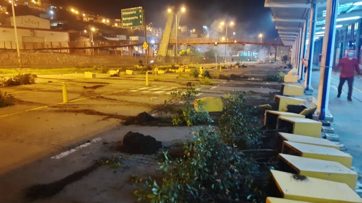 Habitantes entraron en pánico por daños en la Terminal de Transportes