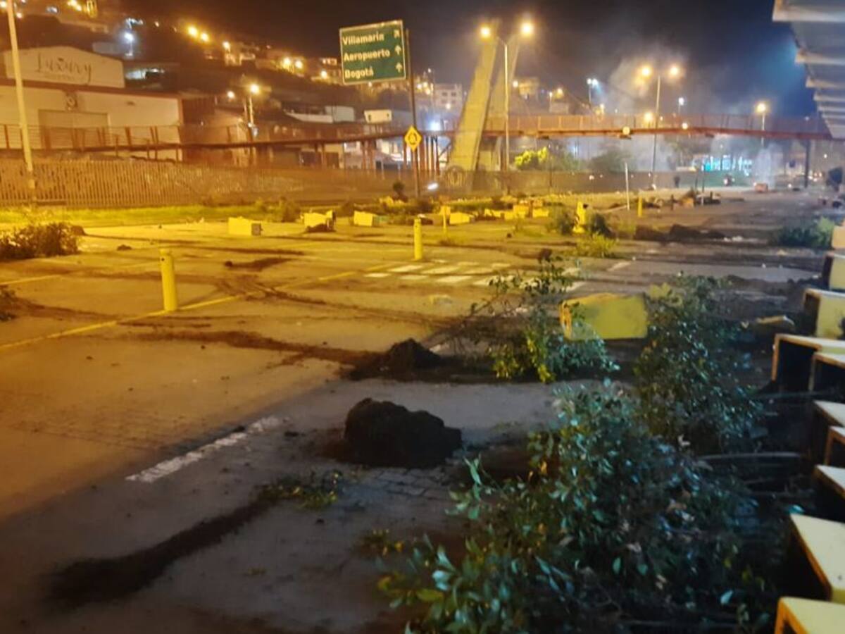 Habitantes entraron en pánico por daños en la Terminal de Transportes