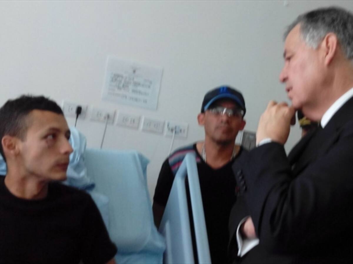 Procurador visitó a cabo Eduardo Ávila, afectado por mina