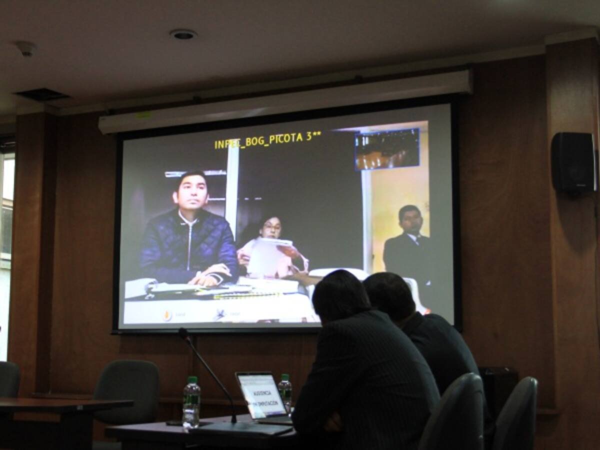 A imputación Gustavo Moreno por exigencias económicas al senador Besaile