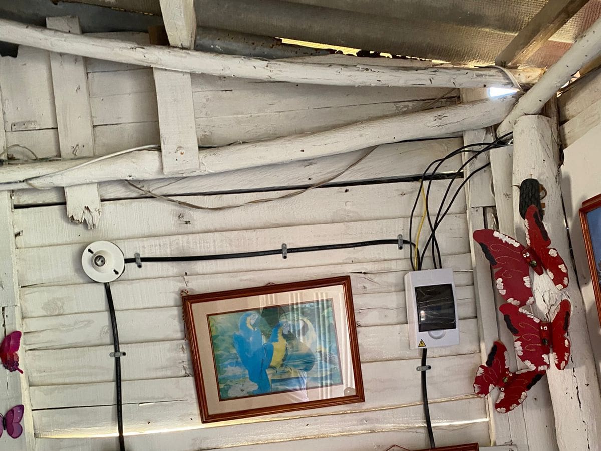 En Cartagena comerciantes de Bazurto se siguen pasando a energía prepago de Afinia