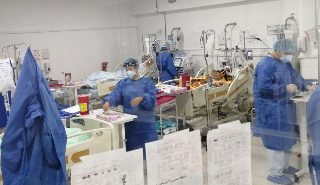 Bajan muertes por COVID