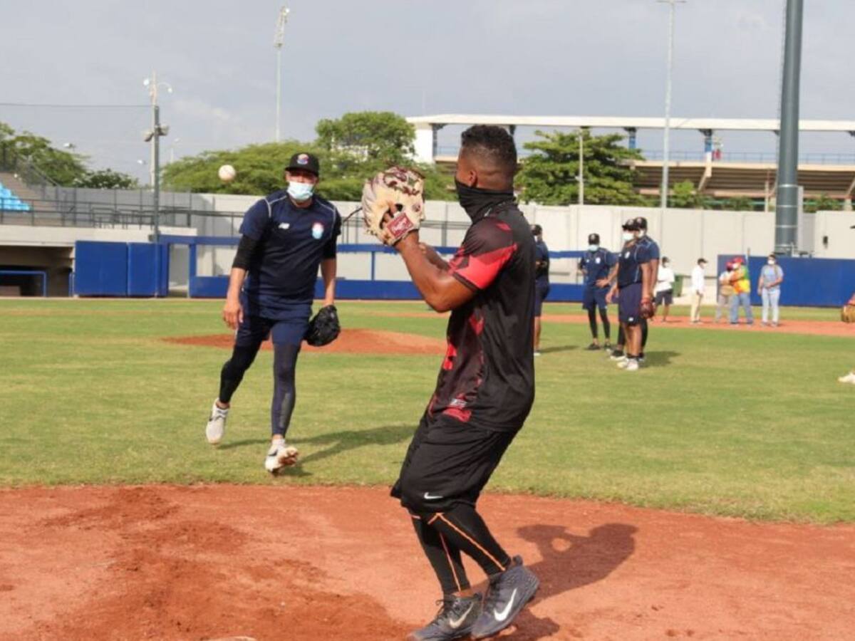 Selección Colombia de Béisbol entrena para el preolímpico en Cartagena