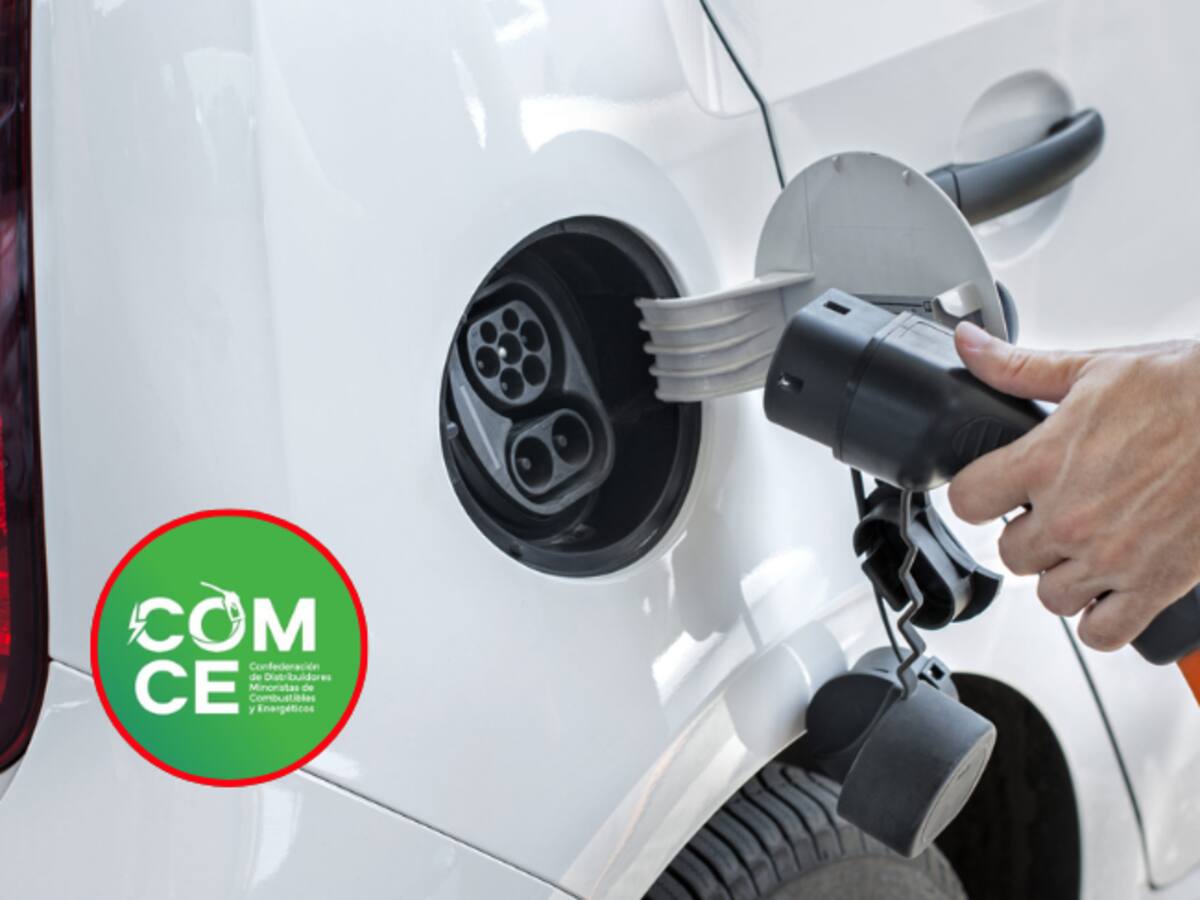 La COMCE apoya la estrategia nacional de infraestructura de carga eléctrica