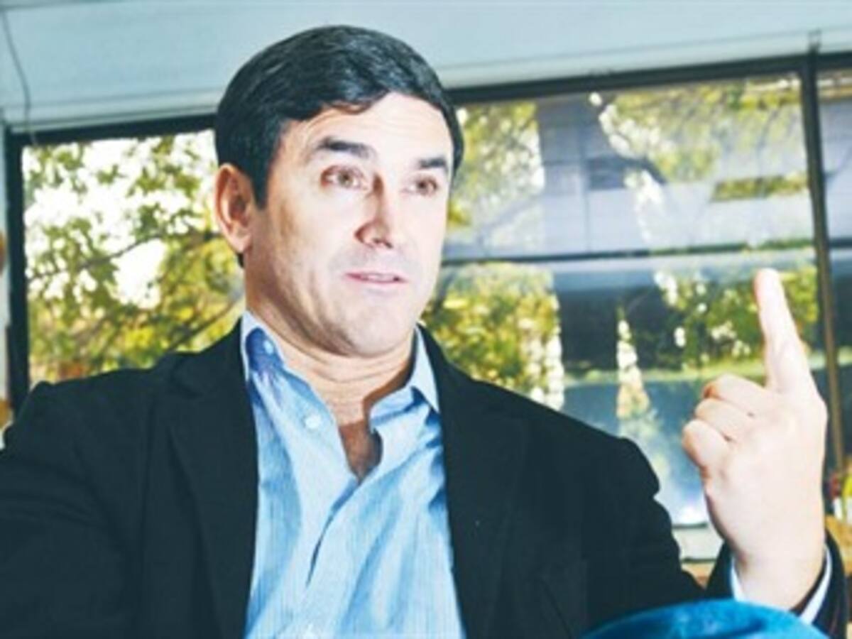 Supuesto incumplimiento de Coldeportes enfrenta a Gobernador del Tolima y a Clopatofsky