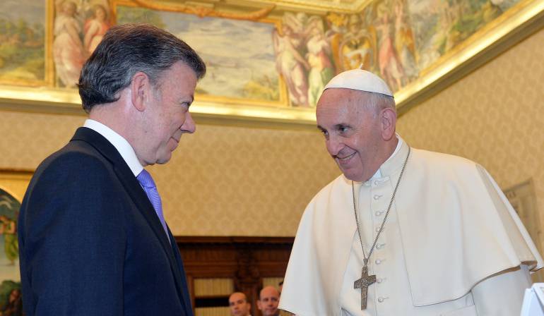 Papa Francisco y presidente Juan Manuel Santos.