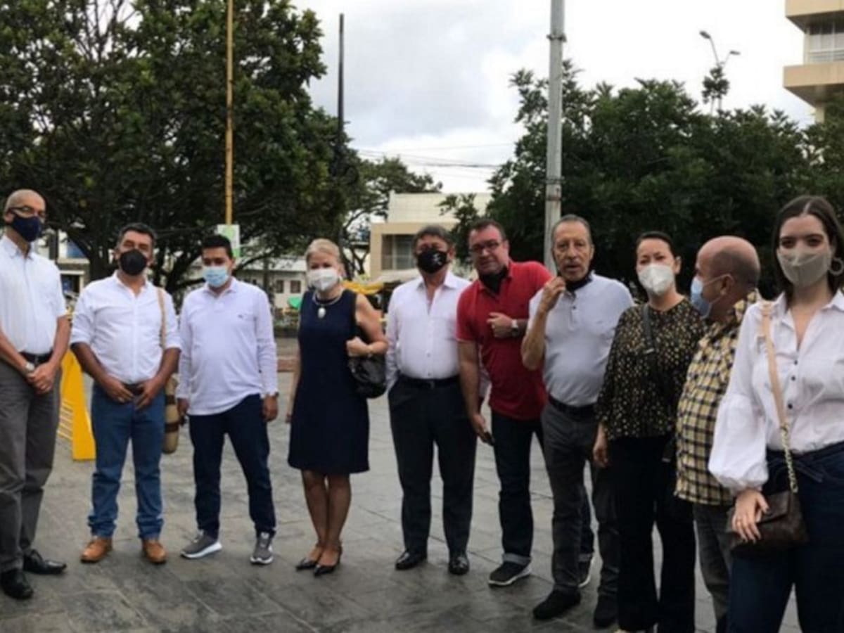 Líderes de revocatoria de mandato en Armenia denuncian amenazas de muerte