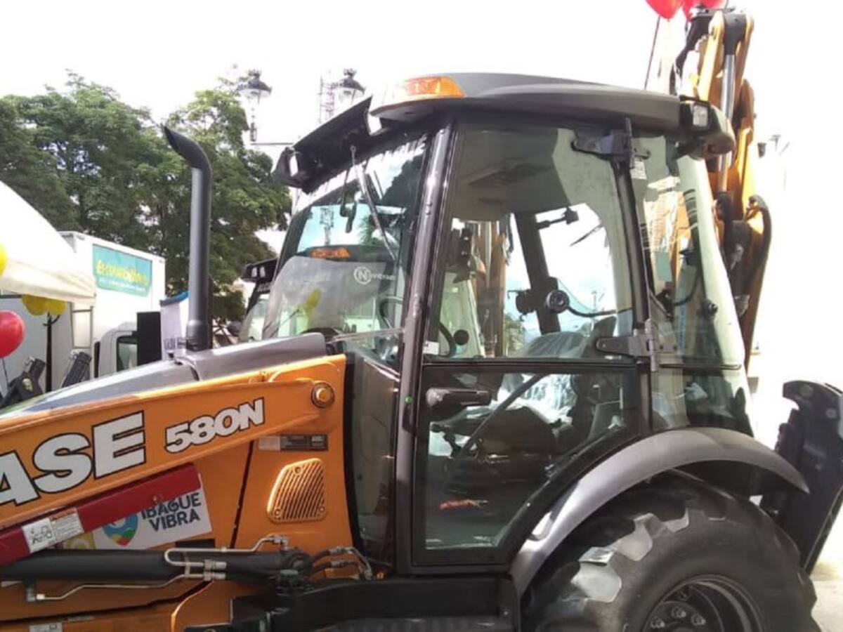 Ibagué cuenta con nueva maquinaria para atender vías rurales