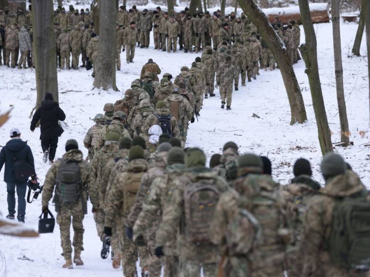 Ucrania activó ley sobre servicio al Ejército de todas las personas aptas