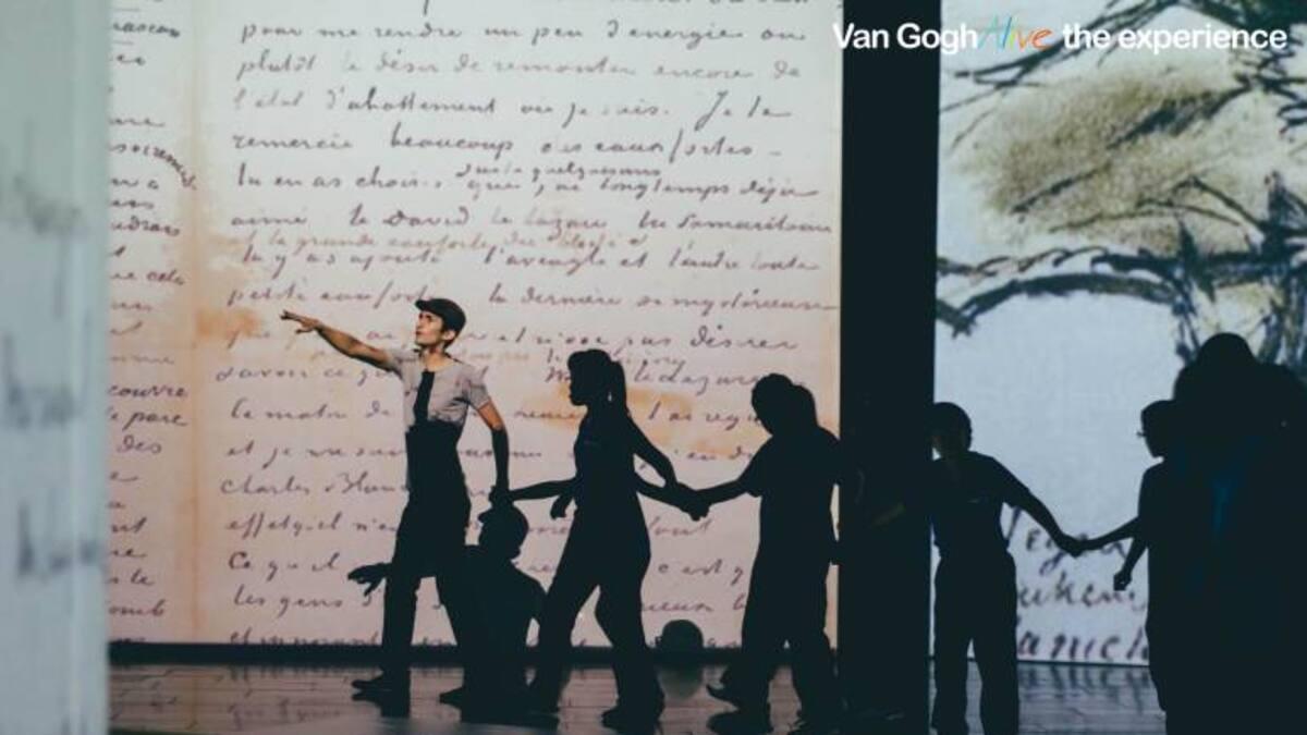 Así fue la visita de los niños de la Fundación Lupines a Van Gogh Alive
