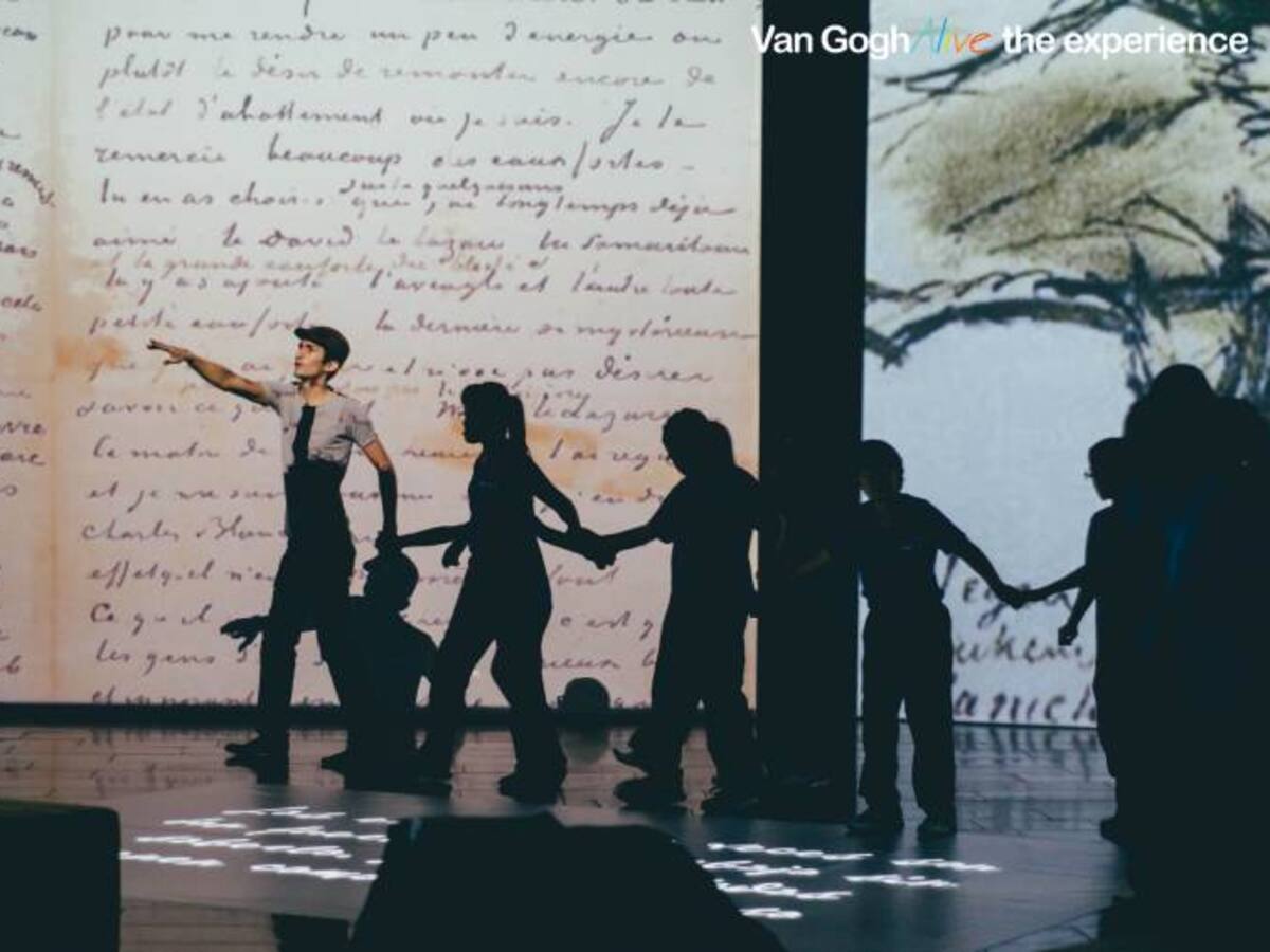 Así fue la visita de los niños de la Fundación Lupines a Van Gogh Alive