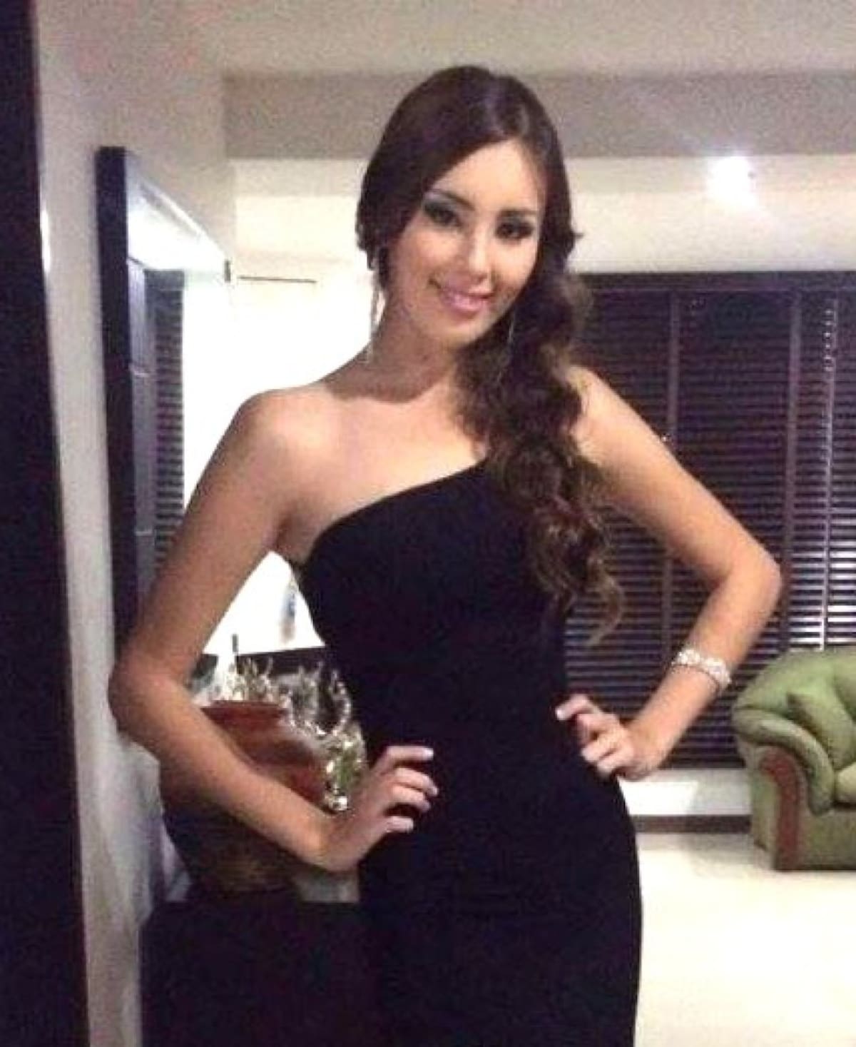 VANESSA SAAVEDRA
