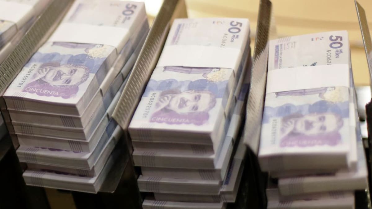 Policía investiga millonario robo en sede del Banco Popular