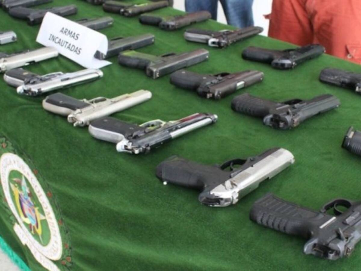 Capturan a patrullero activo señalado de tráfico de armas