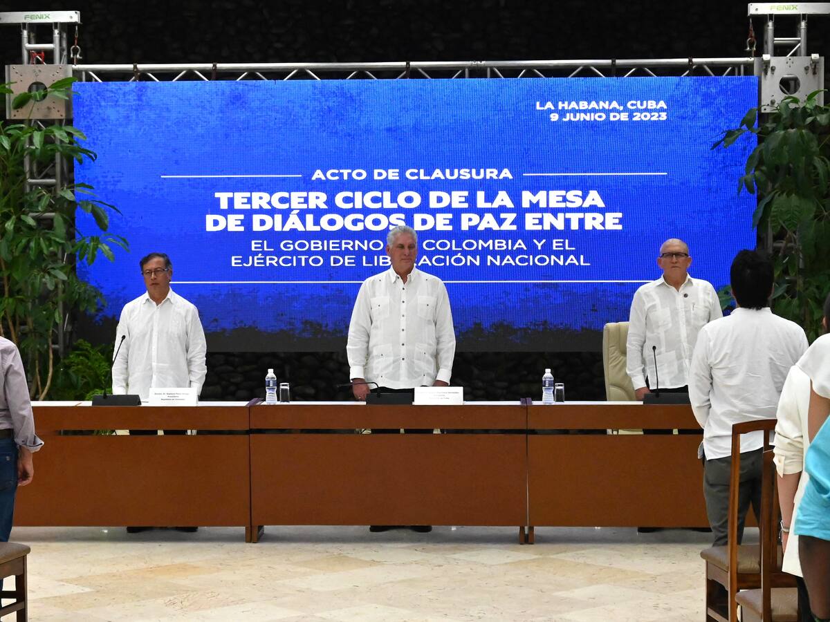 Delegación de paz del Gobierno en diálogos con el ELN celebra decisión de Estados Unidos sobre Cuba
