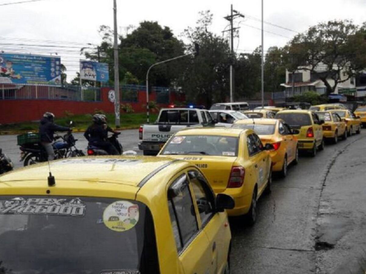 Campaña de taxistas en Armenia busca garantizar empleo y seguridad
