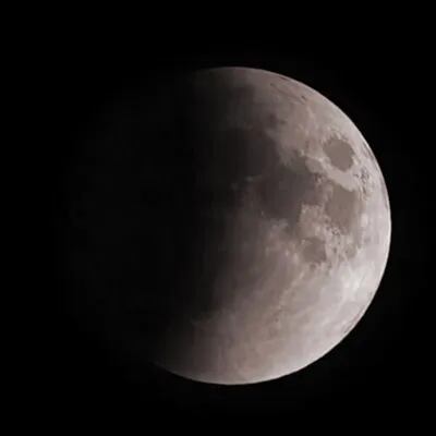 Eclipse lunar parcial. Foto. NASA.