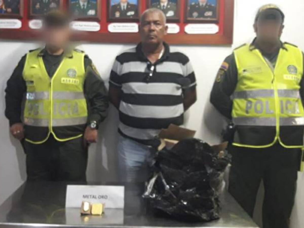 Hombre transportaba oro camuflado en vísceras de pescado