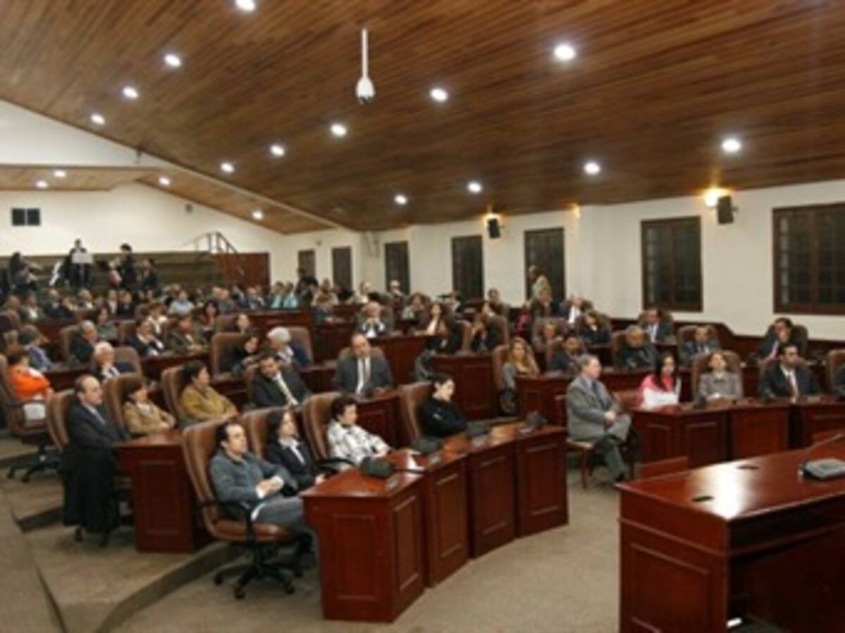 Rifirrafe en el Concejo de Bogotá por salida de una funcionaria