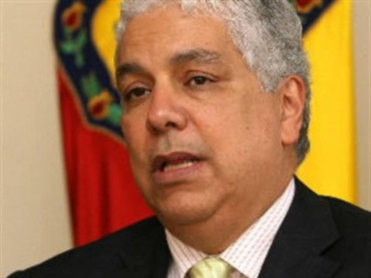 Los colegios son blanco de traficantes de droga: Secretario de Educación de Bogotá