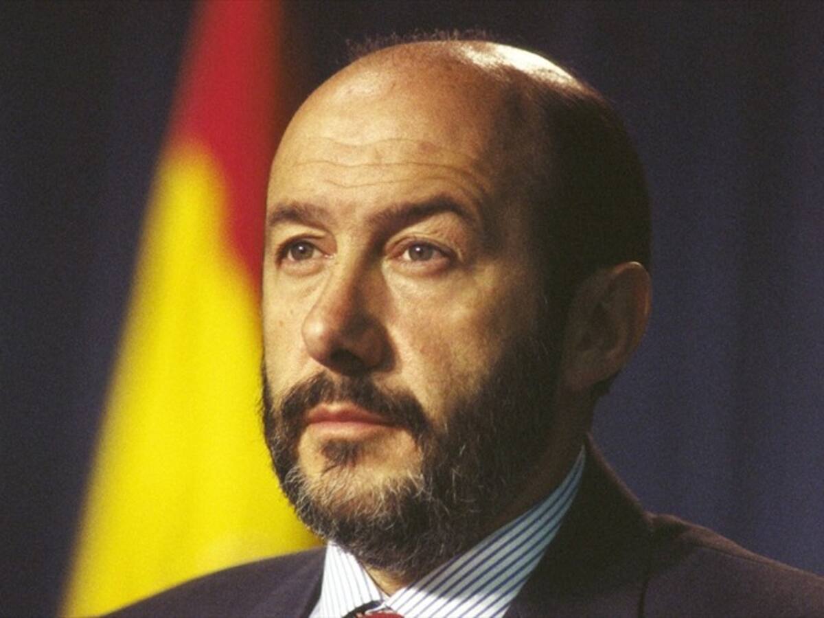 Presidenta del partido PSOE lamenta la muerte del político Alfredo Pérez