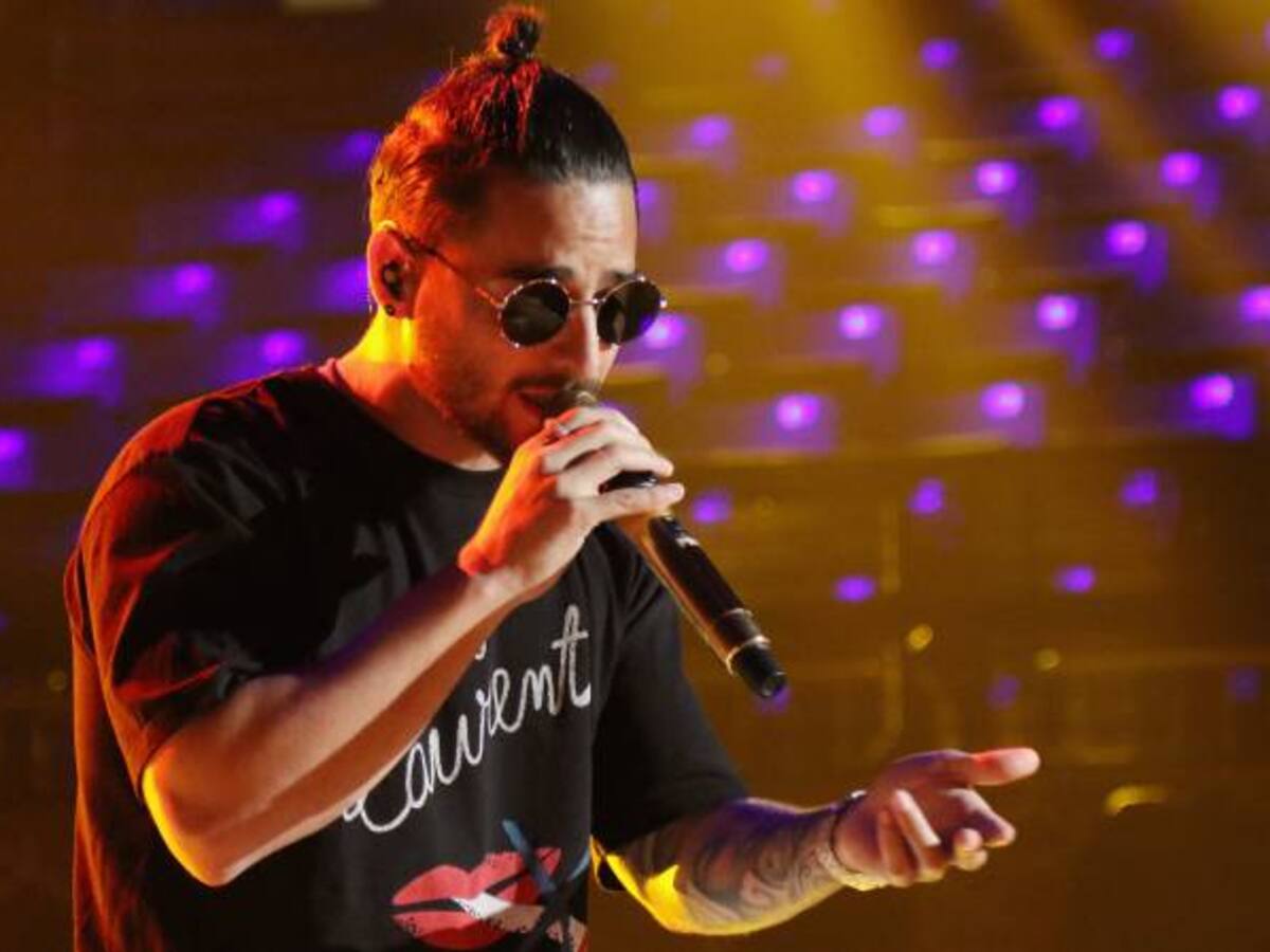 ¿Ricky Martín se negó a compartir escenario con Maluma?