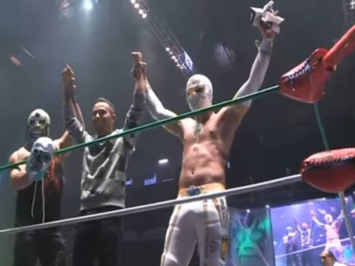 Lewis Hamilton salta de la F1 a la lucha libre en su visita a México