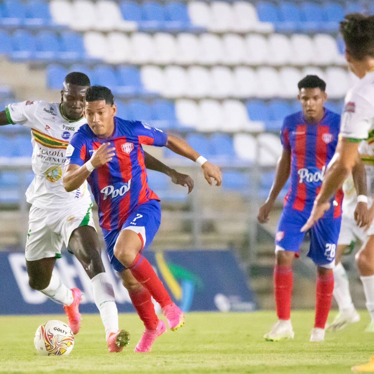 VIDEO | El duelo Unión Magdalena Vs. Real Cartagena se detuvo por pelea entre hinchas